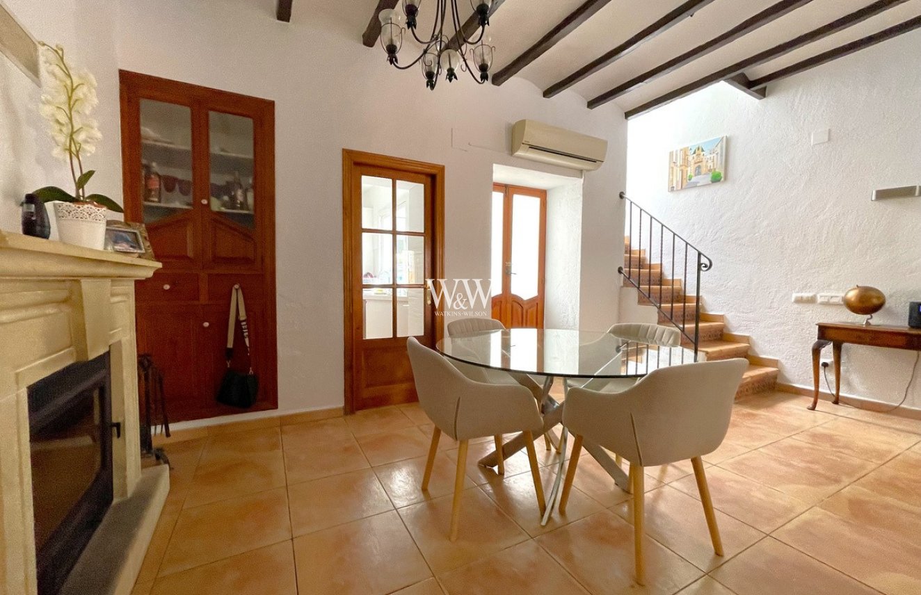 Resale - Townhouse -
Teulada