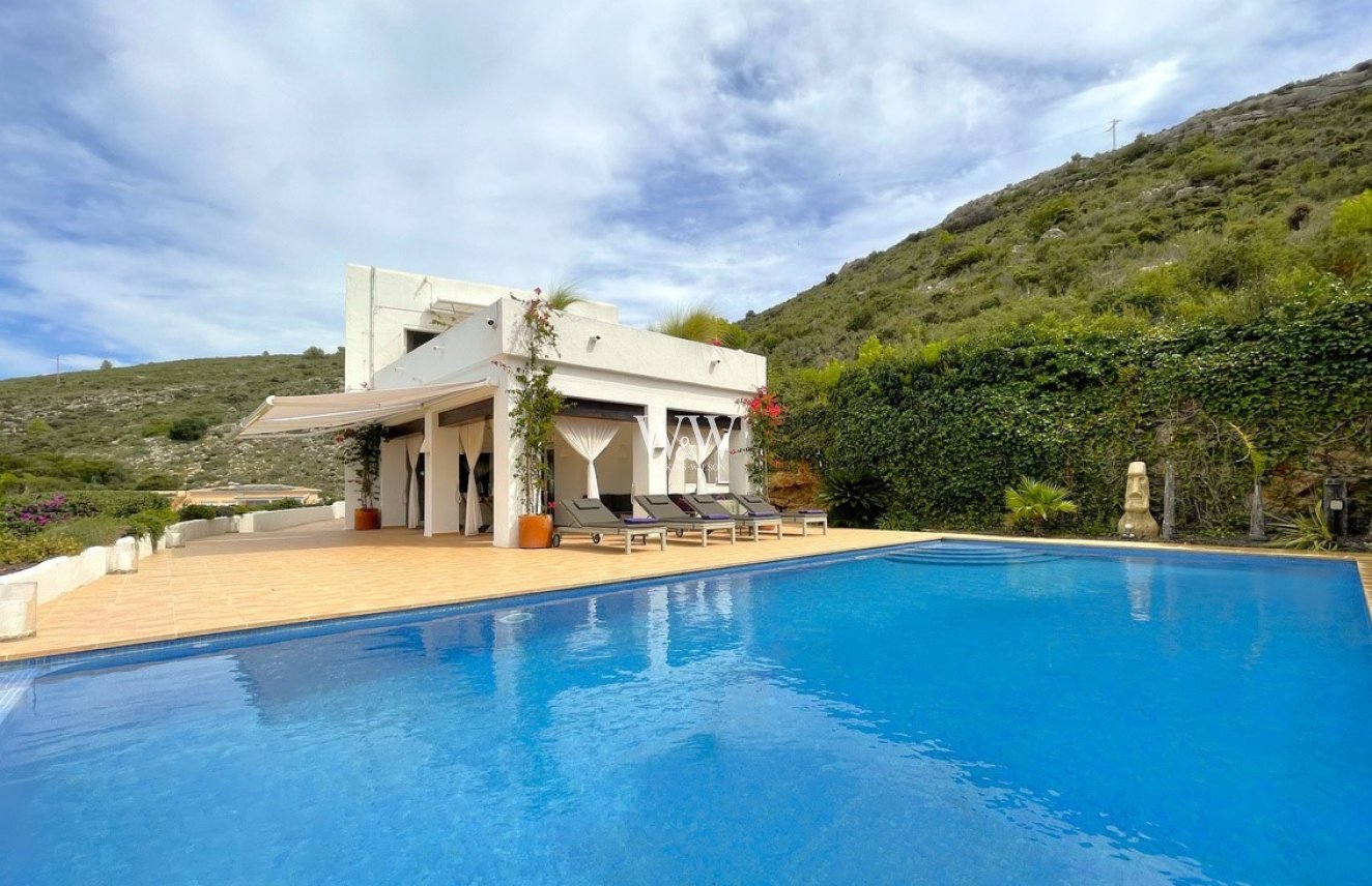 Resale - Villa -
Moraira - El Portet