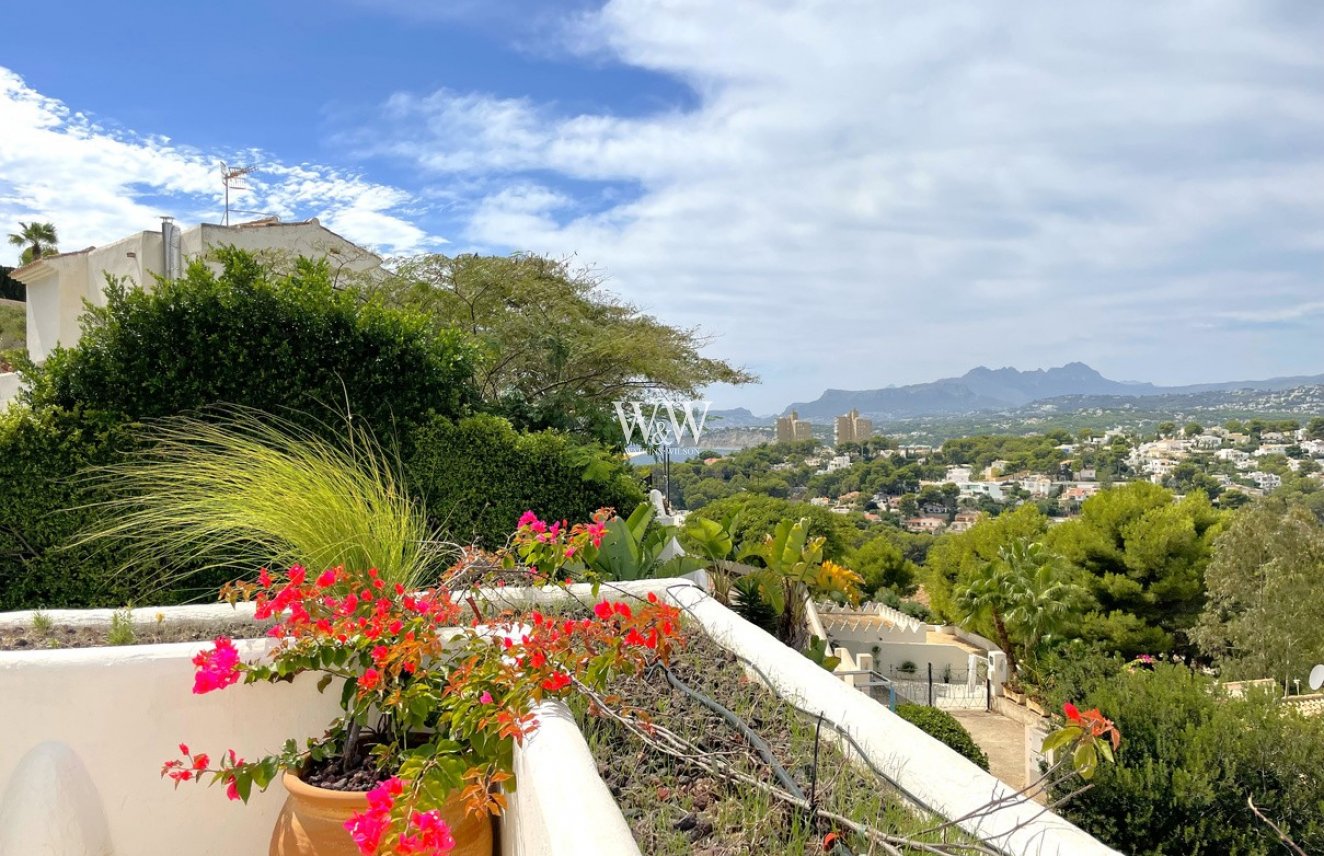 Resale - Villa -
Moraira - El Portet