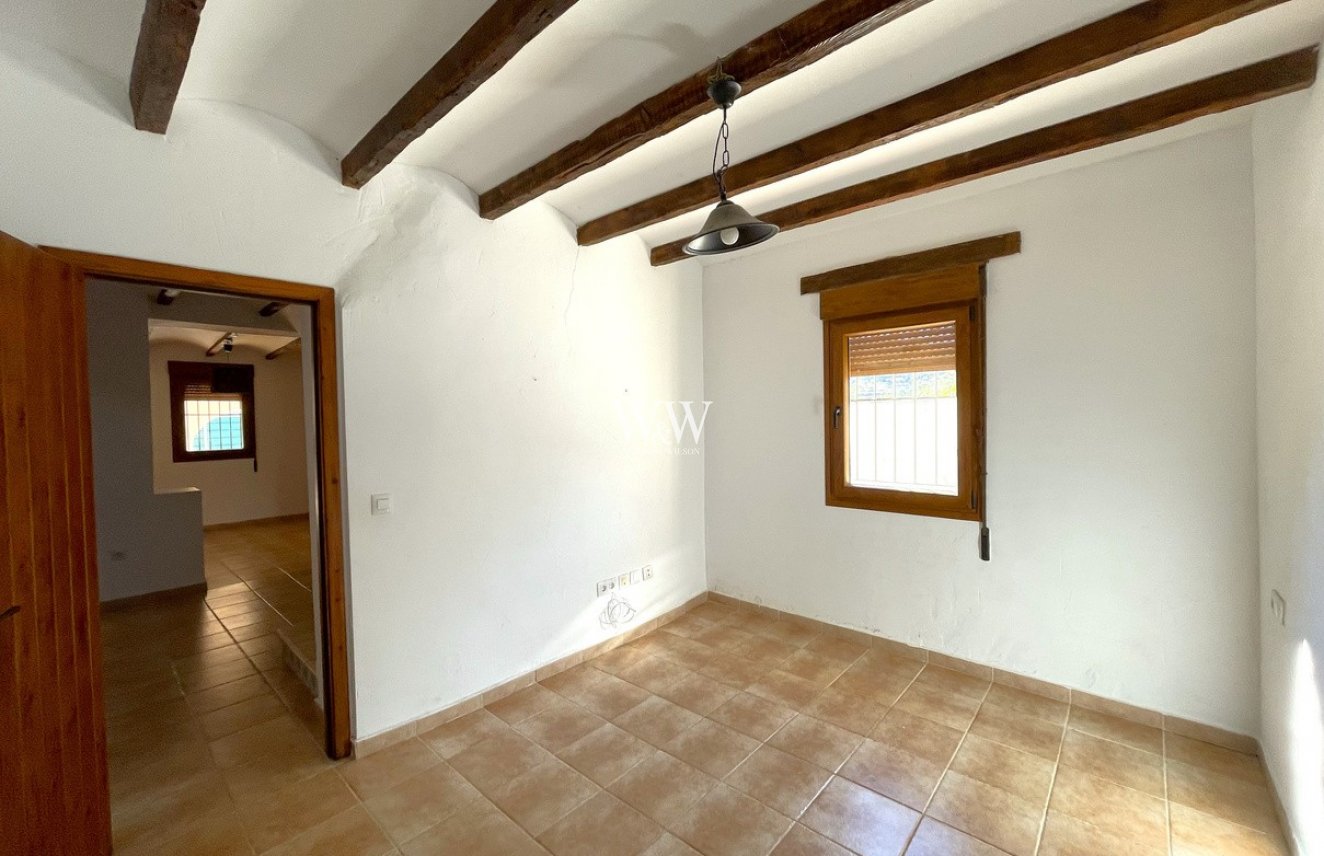 Resale - Villa -
Benissa