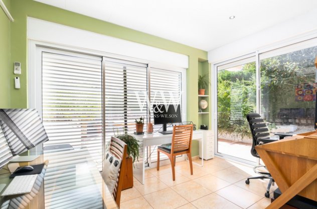 Conservatory with patio doors