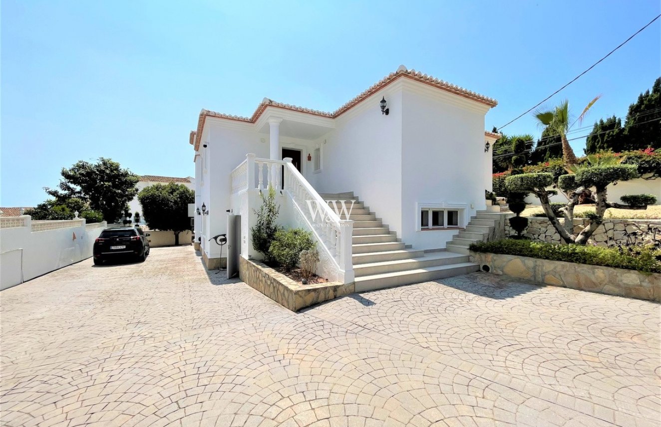 Revente - Villa -
Moraira