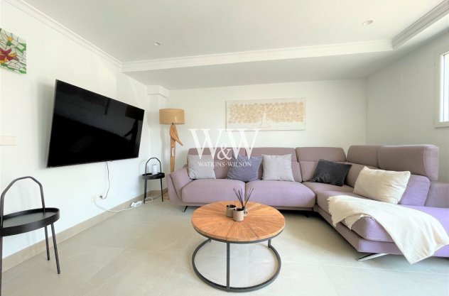 Resale - Villa -
Moraira